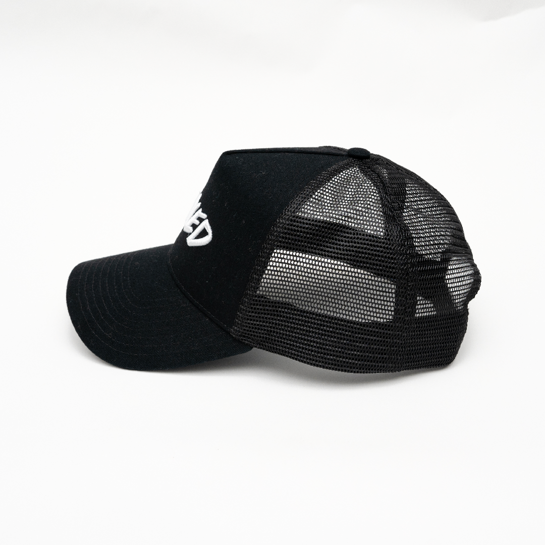 Mystic : Genetic Trucker Black