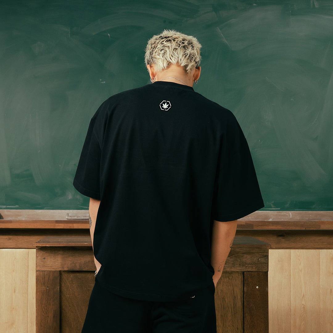 Originals V2 : Black White Tee