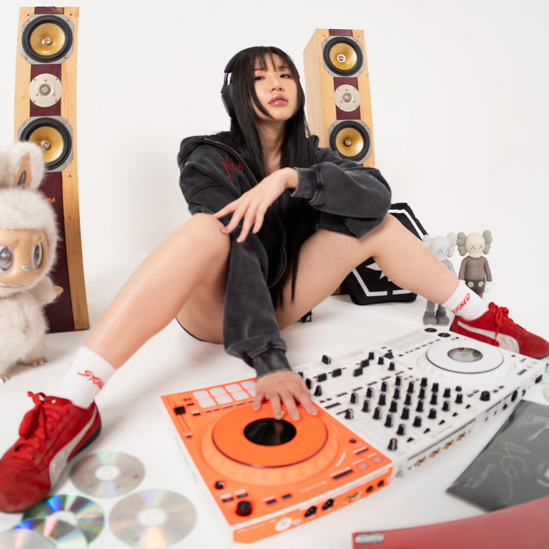 Stoned x Ms Puiyi : Hotter Than Hell Zipped Hoodie Black