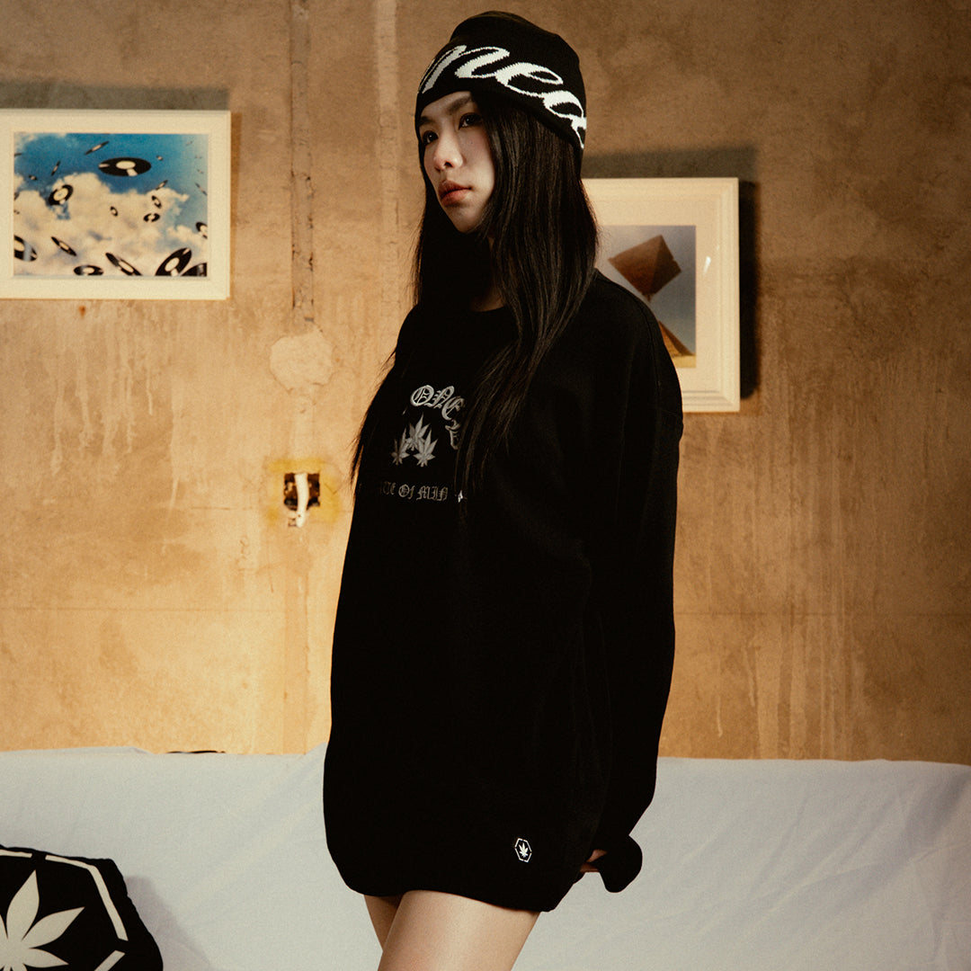 WBB25 : Waffle L/S Tee Black