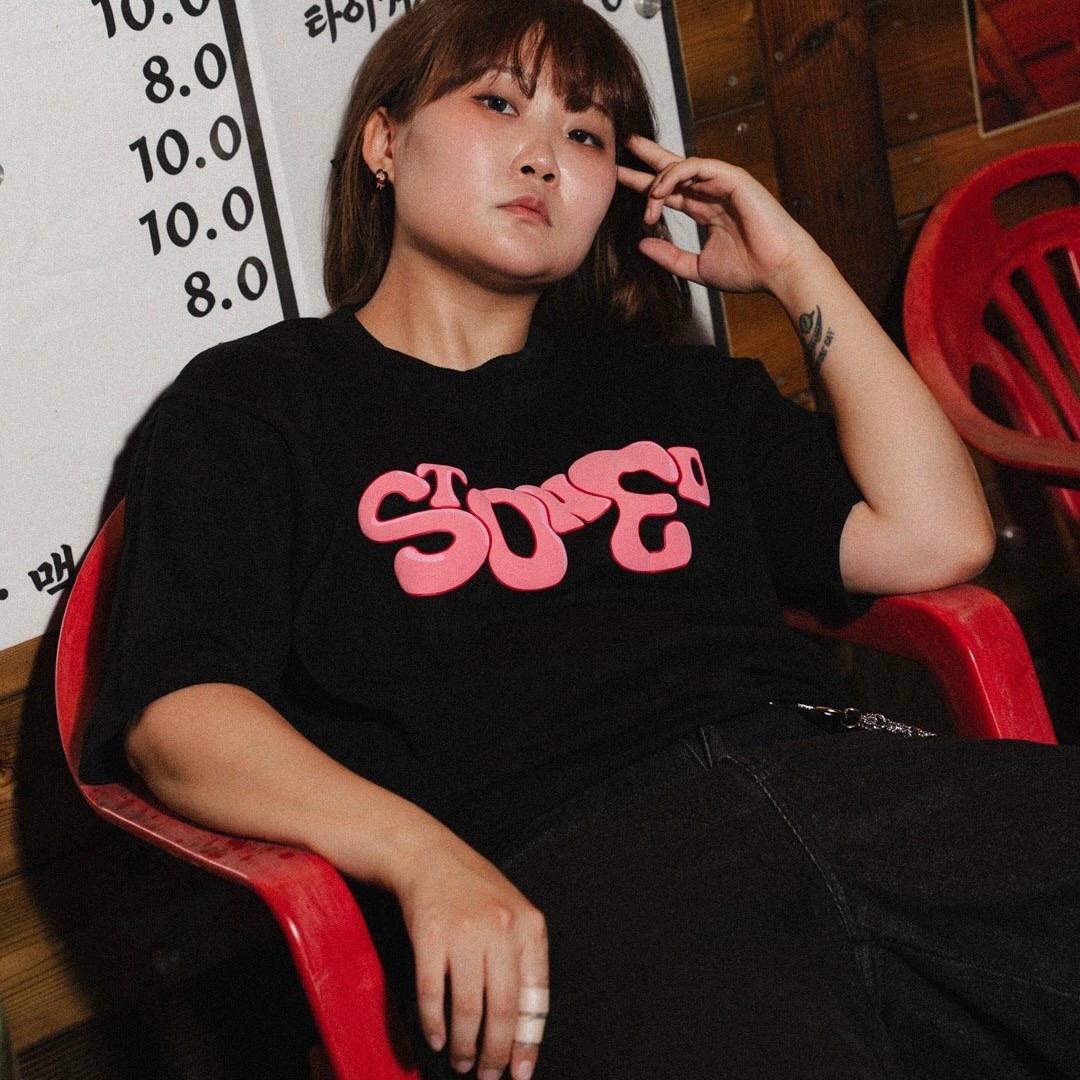 Stoned : Pink Bubble Logo Tee Black